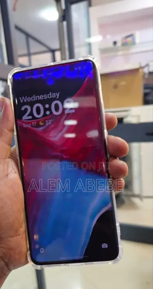 Photo - New OnePlus 11 256 GB