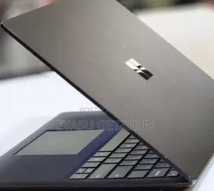 New Laptop Microsoft Surface 16GB Intel Core I7 SSD 512GB