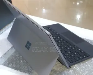 New Laptop Microsoft Surface Pro 5 16GB Intel Core I7 SSD 512GB