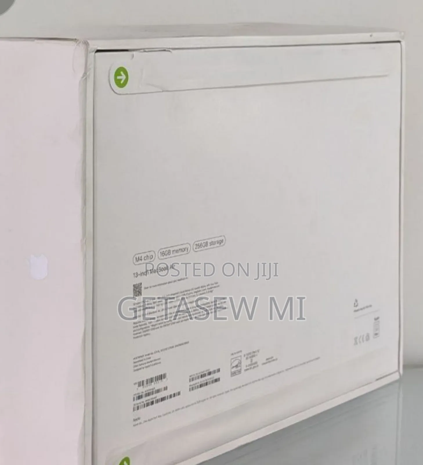 New Laptop Apple MacBook Air 2025 M4 13-Inch 16GB Apple M4 SSD 256GB