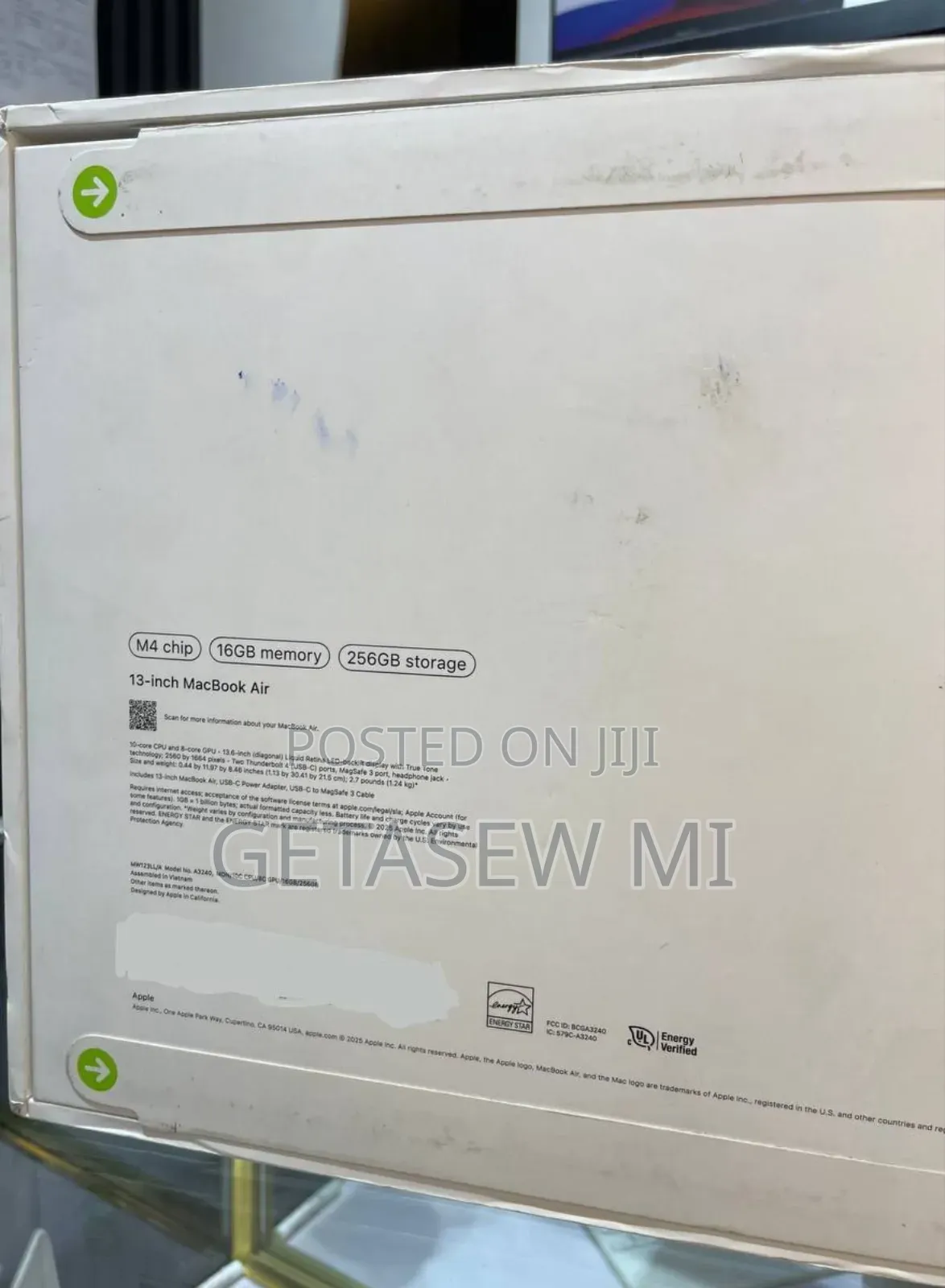 New Laptop Apple MacBook Air 2025 M4 13-Inch 16GB Apple M4 SSD 256GB