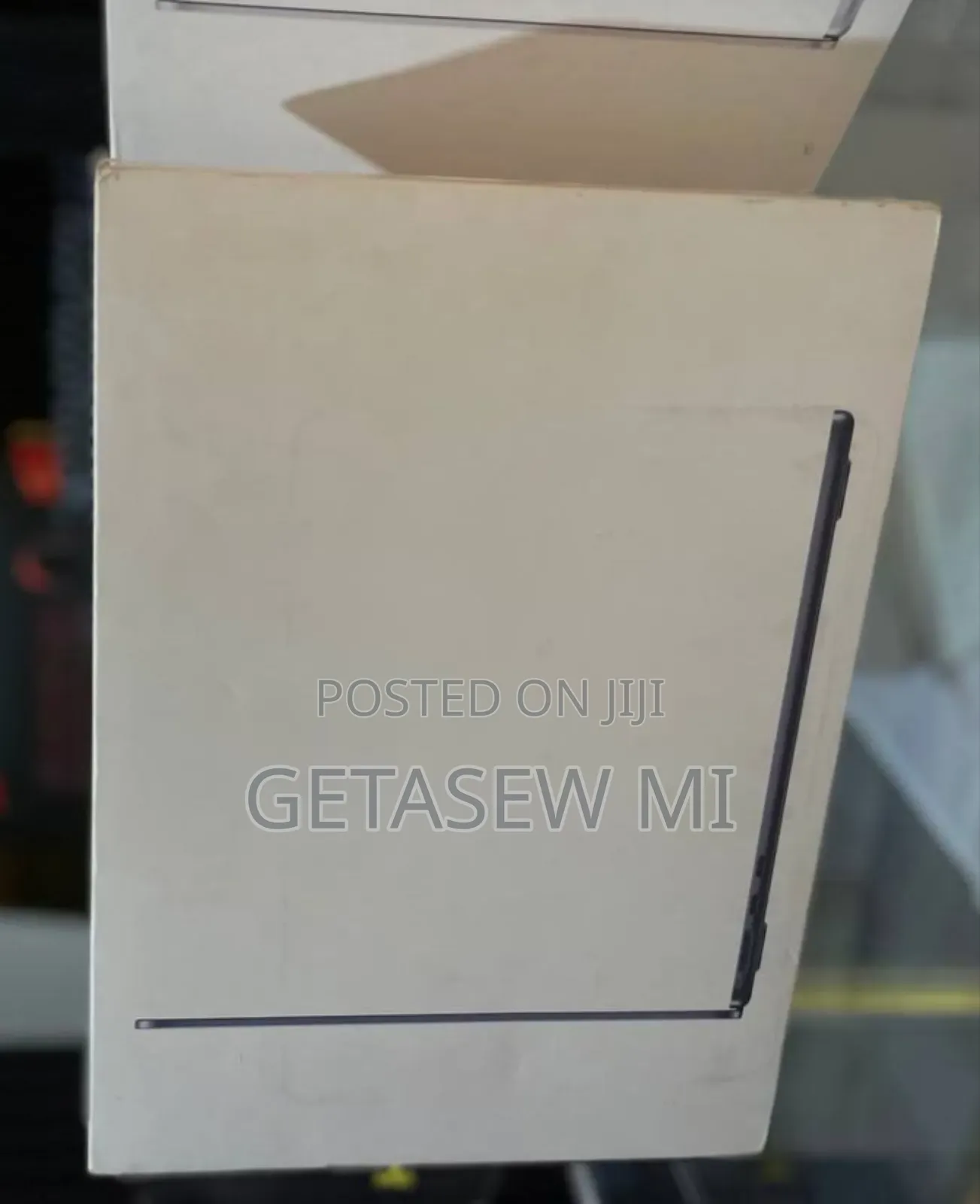 New Laptop Apple MacBook Air 2025 M4 13-Inch 16GB Apple M4 SSD 256GB