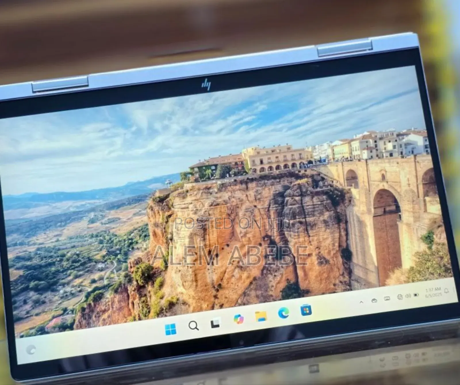 New Laptop HP Envy 14 8GB Intel Core I5 SSD 1T