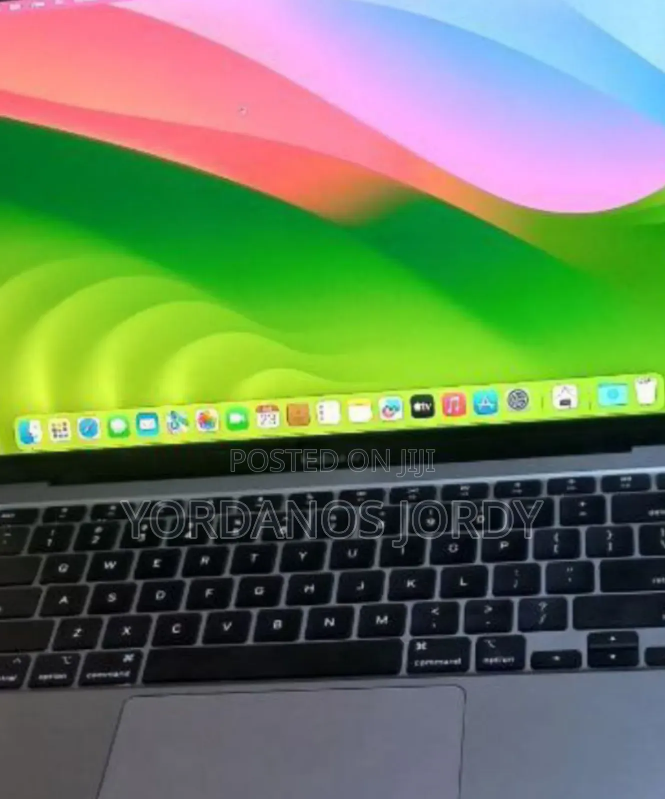 New Laptop Apple MacBook Air 2020 M1 8GB Apple M1 SSD 256GB