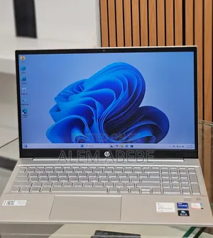 Photo - New Laptop HP Pavilion 15 16GB Intel Core I7 SSD 1T