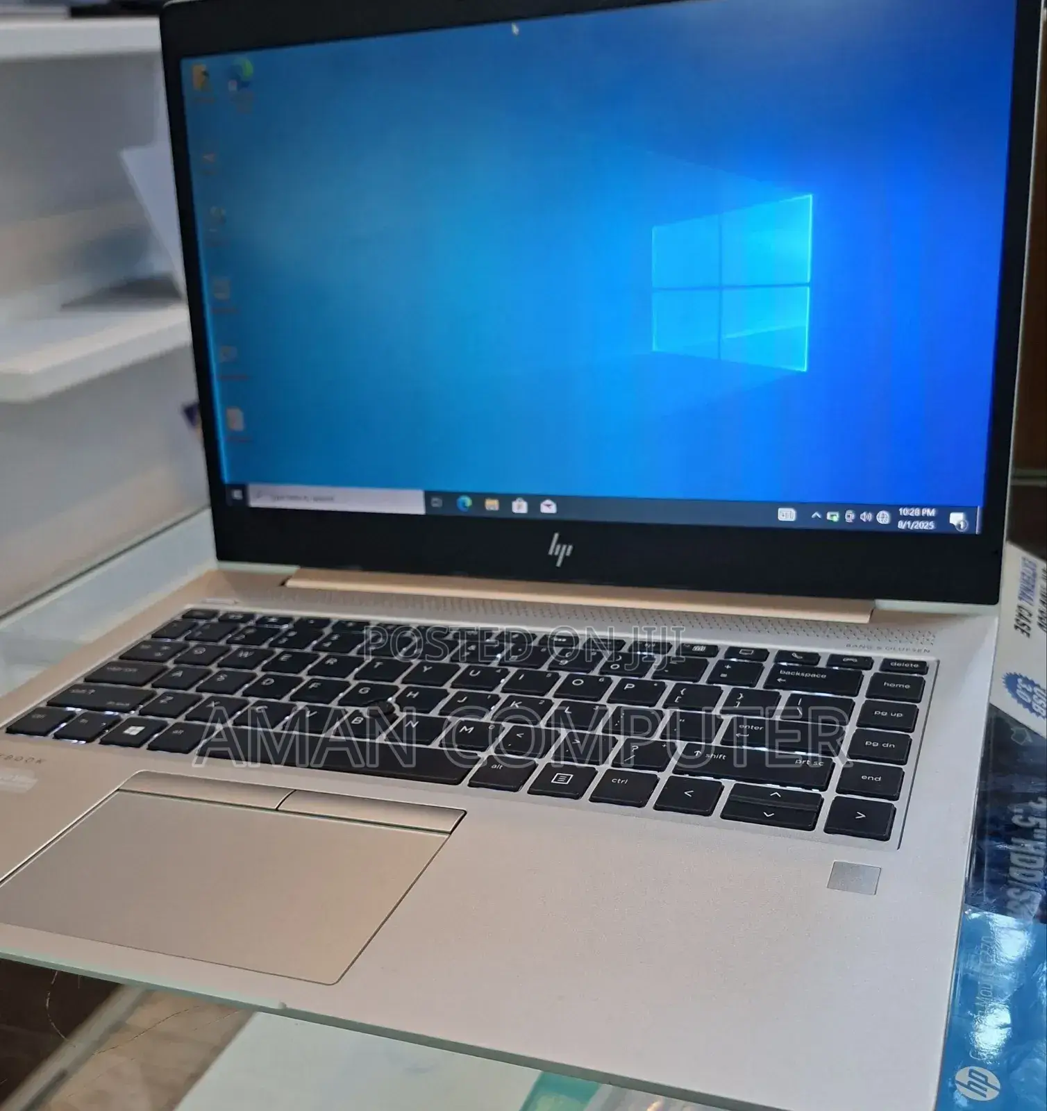 New Laptop HP EliteBook 840 G5 8GB Intel SSD 256GB