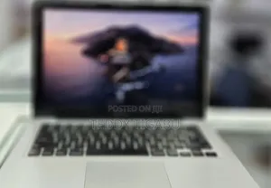 Photo - New Laptop Apple MacBook Pro 4GB Intel Core I5 SSD 500GB