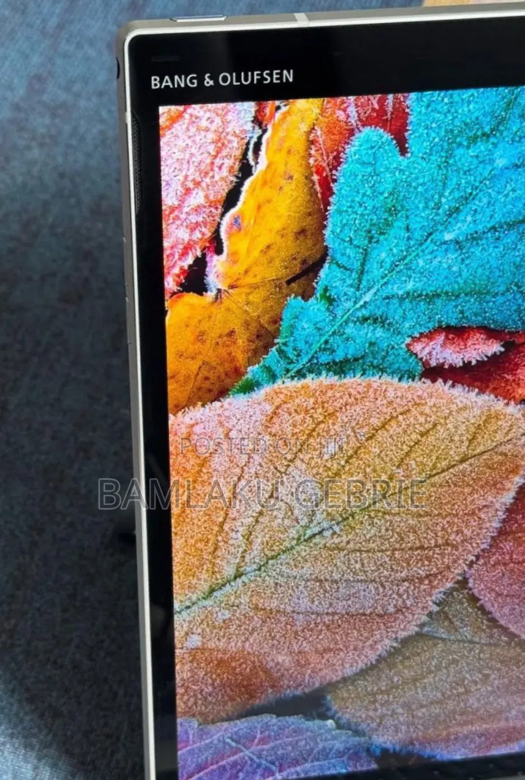 New Laptop HP Elite X2 1012 8GB Intel Core M3 SSD 256GB