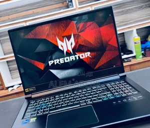 New Laptop Acer Predator Helios 18 PH18-71 16GB Intel Core I7 SSD 1T