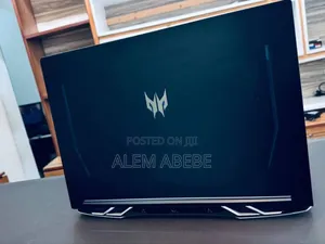 New Laptop Acer Predator Helios 18 PH18-71 16GB Intel Core I7 SSD 1T