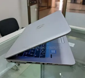 Laptop HP EliteBook 820 G4 8GB Intel Core I5 SSD 512GB