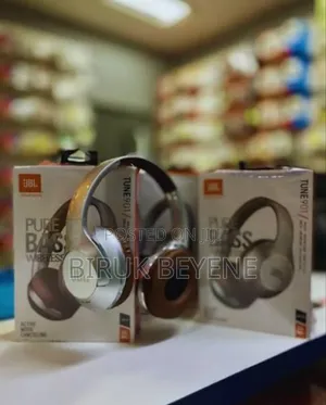 Photo - JBL Tune 901 High Quality Headset