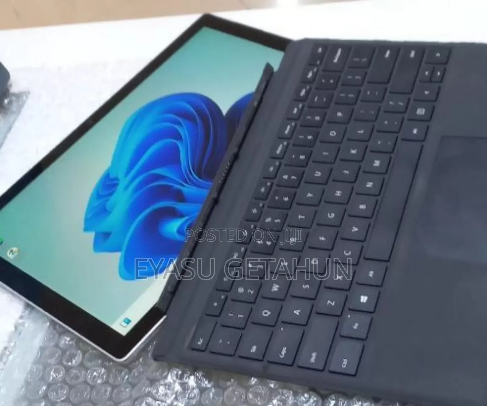 New Laptop Microsoft Surface Pro 5 16GB Intel Core I7 SSD 512GB