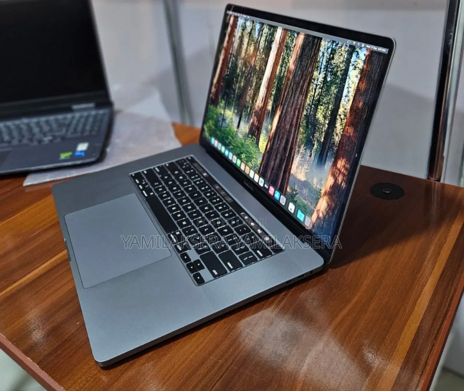 New Laptop Apple MacBook Pro 2019 16GB Intel Core I9 SSD 1T