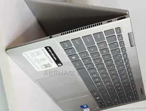 New Laptop HP Envy X360 8GB Intel Core i5 SSD 512GB