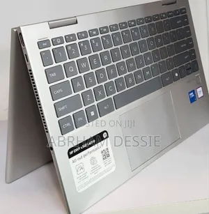 New Laptop HP Envy X360 8GB Intel Core i5 SSD 512GB