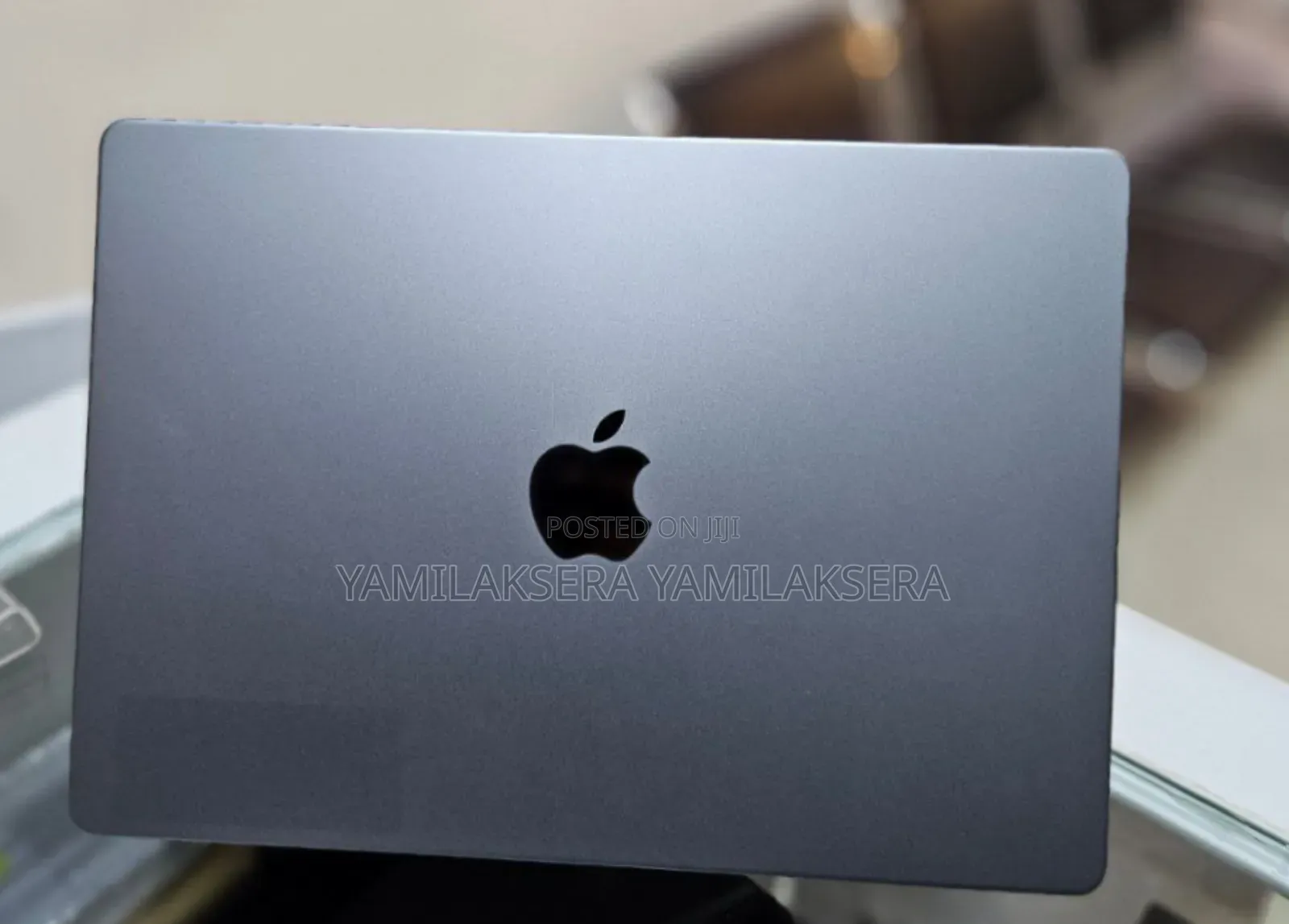 New Laptop Apple MacBook Pro M1 16GB Apple M1 Pro SSD 512GB