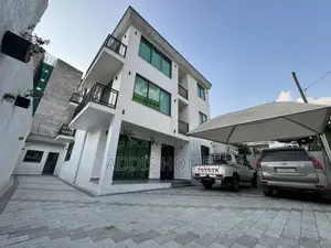 6bdrm Villa in Bole for rent