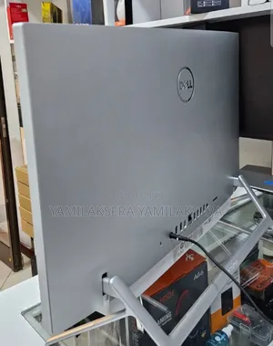 New Laptop Dell Inspiron 15 12GB Intel Core I7 SSD 512GB