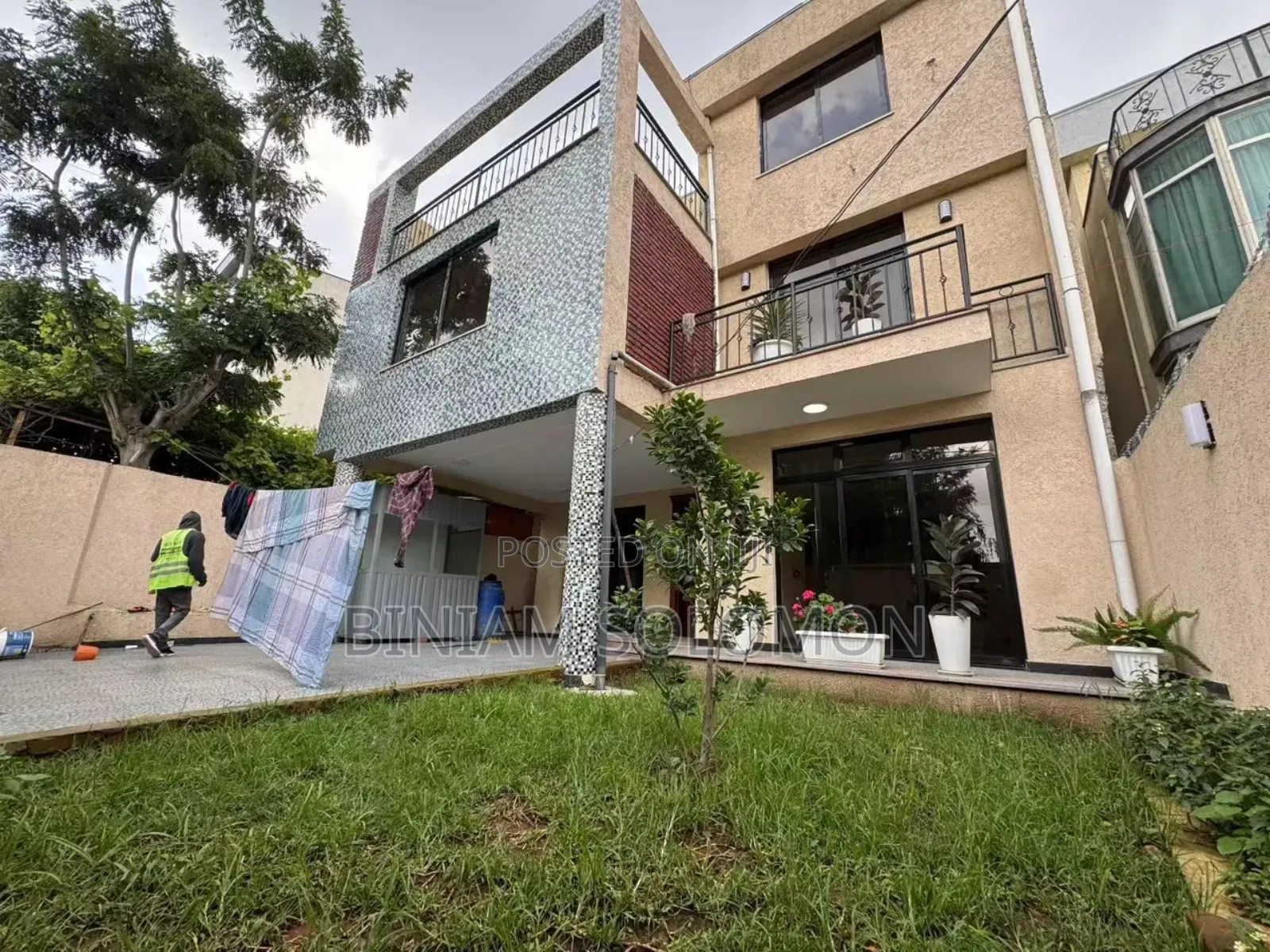 7bdrm Villa in Bole for rent