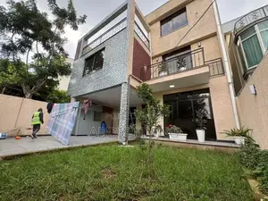7bdrm Villa in Bole for rent