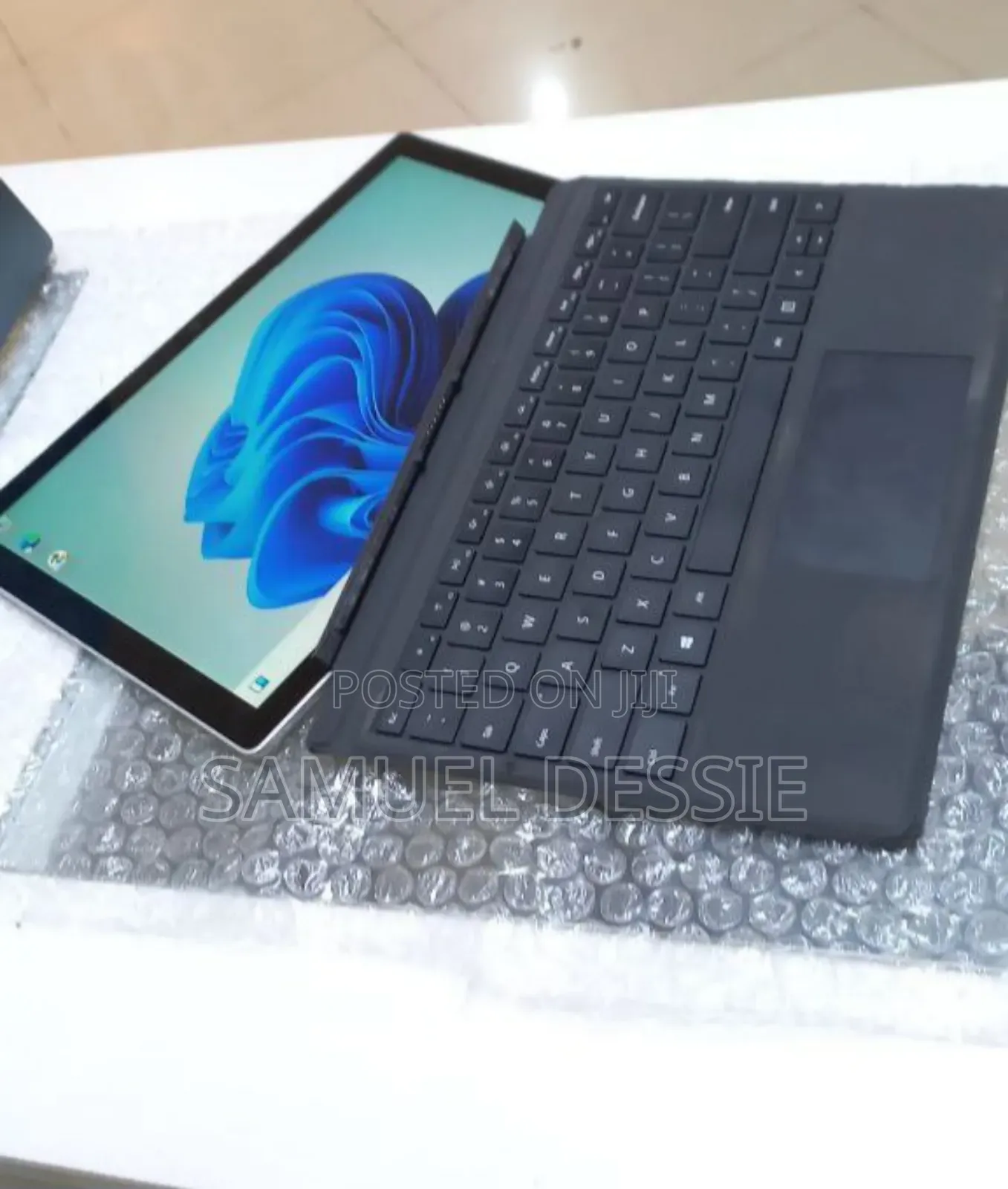 New Laptop Microsoft Surface Pro 5 16GB Intel Core I7 SSD 512GB