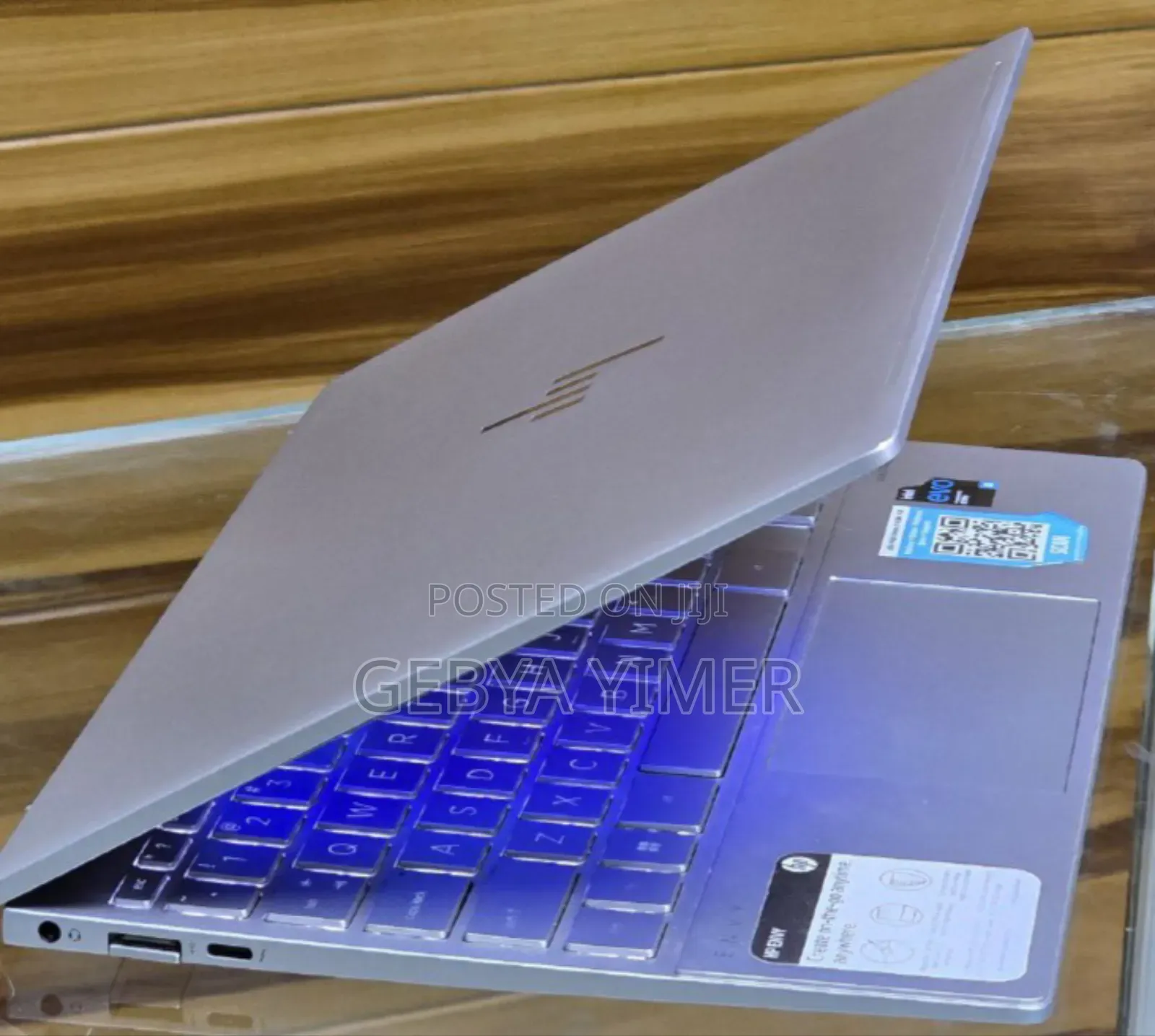 New Laptop HP Envy 14 8GB Intel Core I5 SSD 256GB