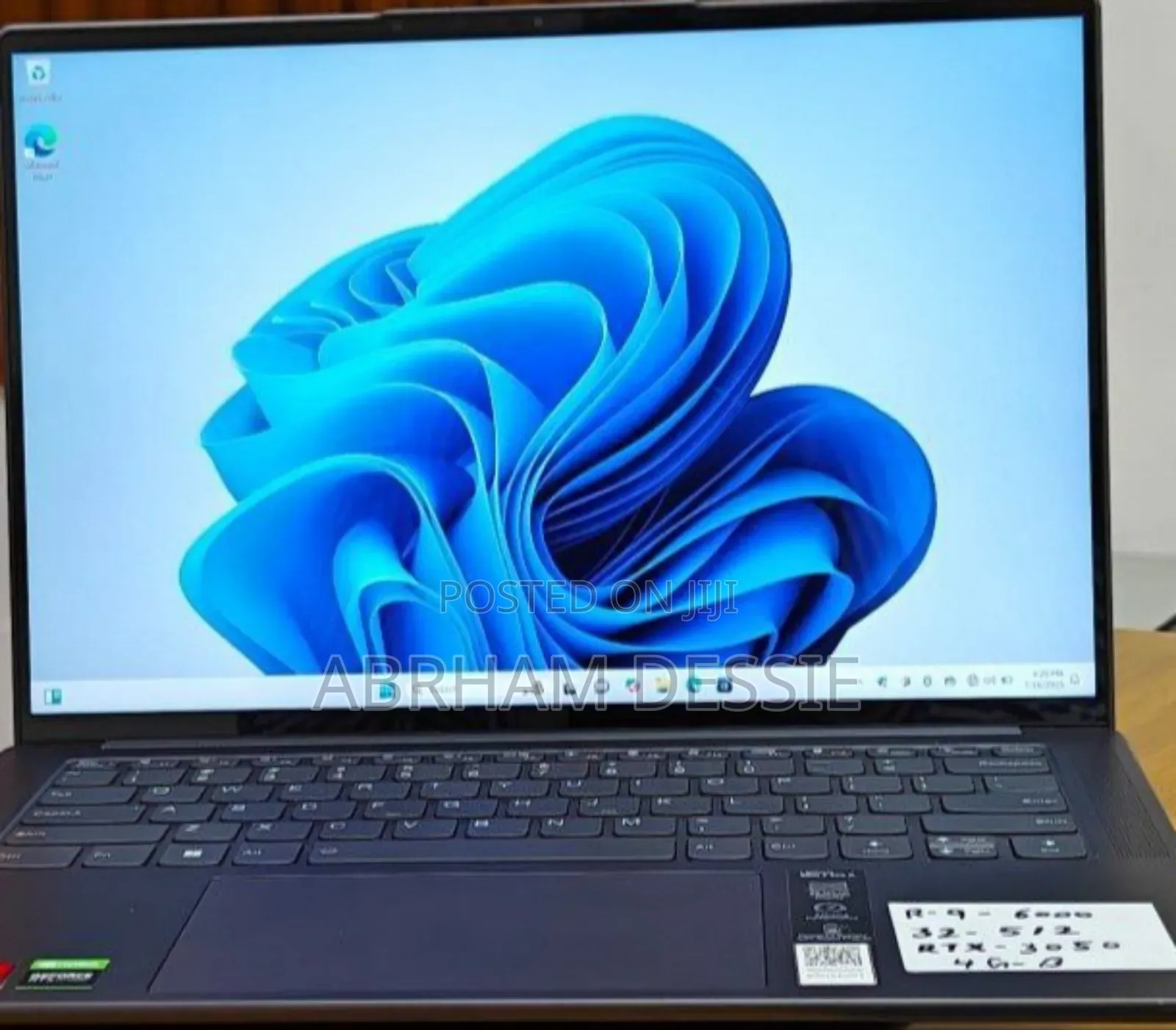 New Laptop Lenovo 32GB AMD Ryzen 9 SSD 512GB