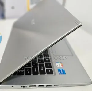 New Laptop Acer Aspire 5 8GB Intel Core I5 SSD 512GB