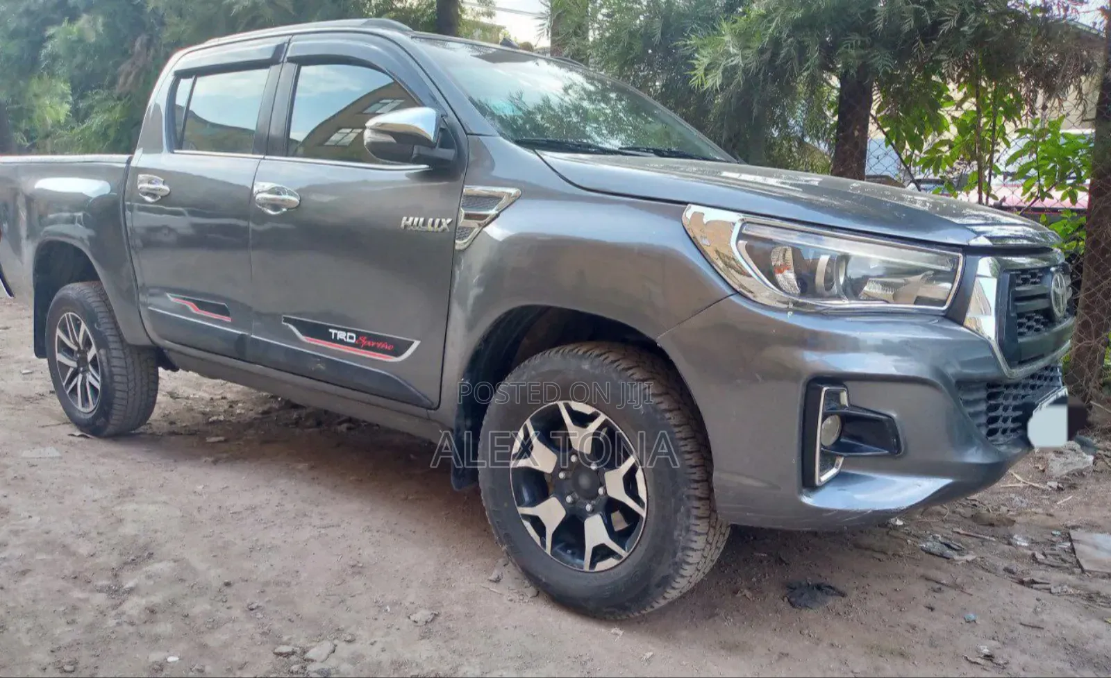 Toyota Hilux 2019 Gray