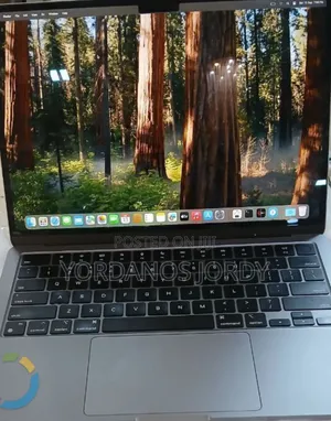 Photo - New Laptop Apple MacBook Air 2022 M2 8GB Apple M2 SSD 256GB