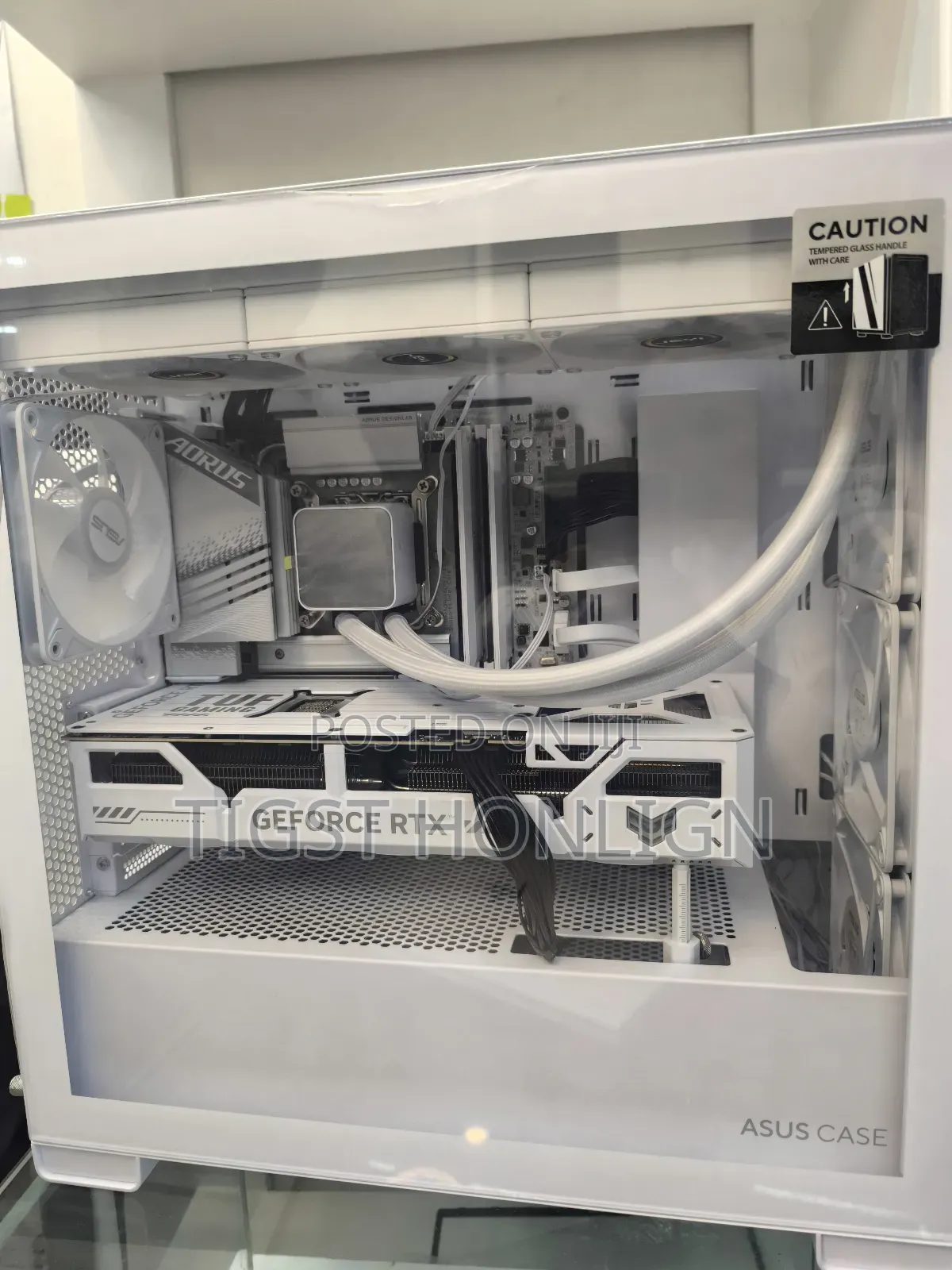 New Desktop Computer Asus ROG STRIX GD30CI 32GB Intel Core I9 SSD 1T