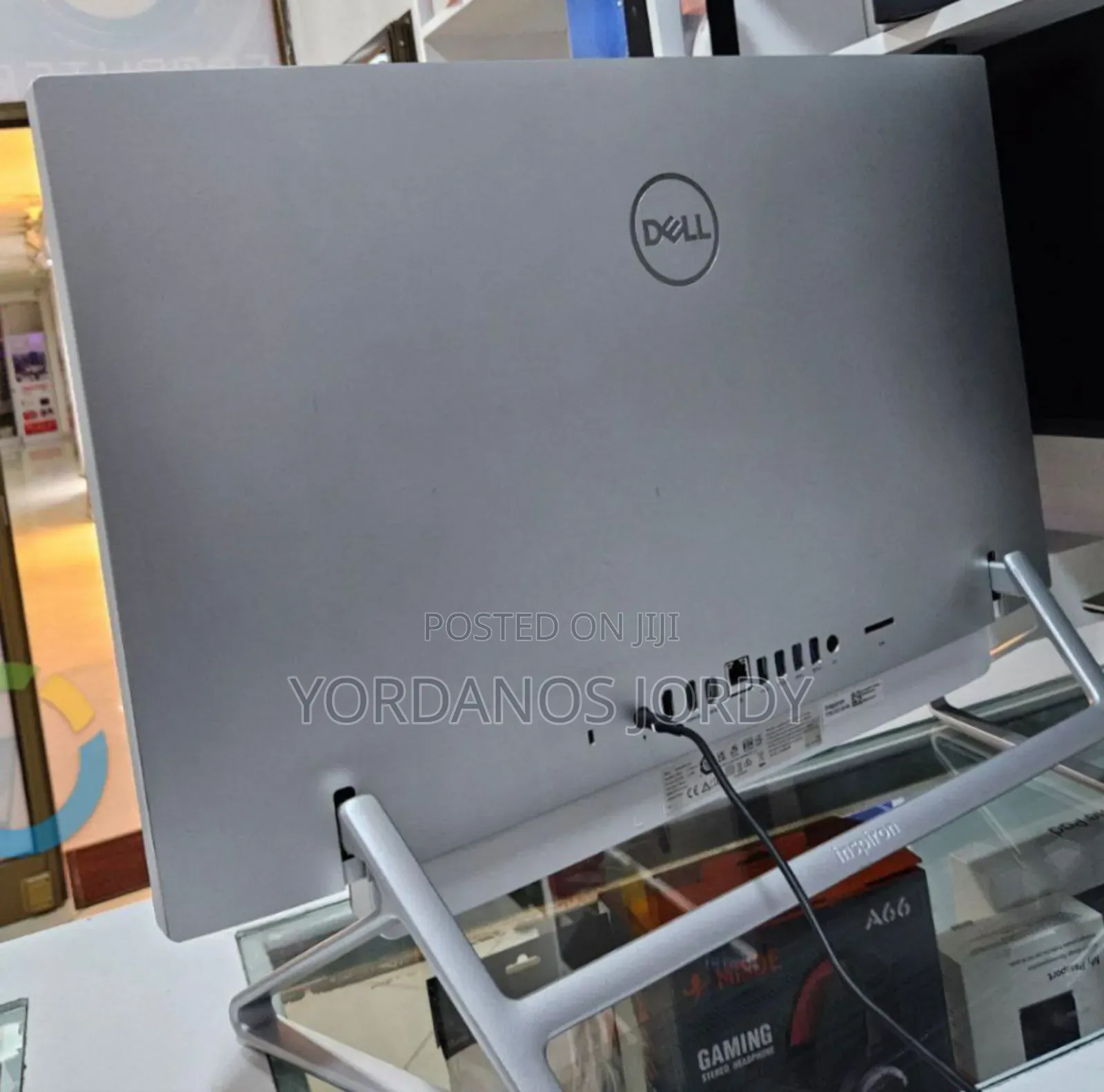 New Laptop Dell Inspiron 27 7710 12GB Intel Core I7 SSD 512GB