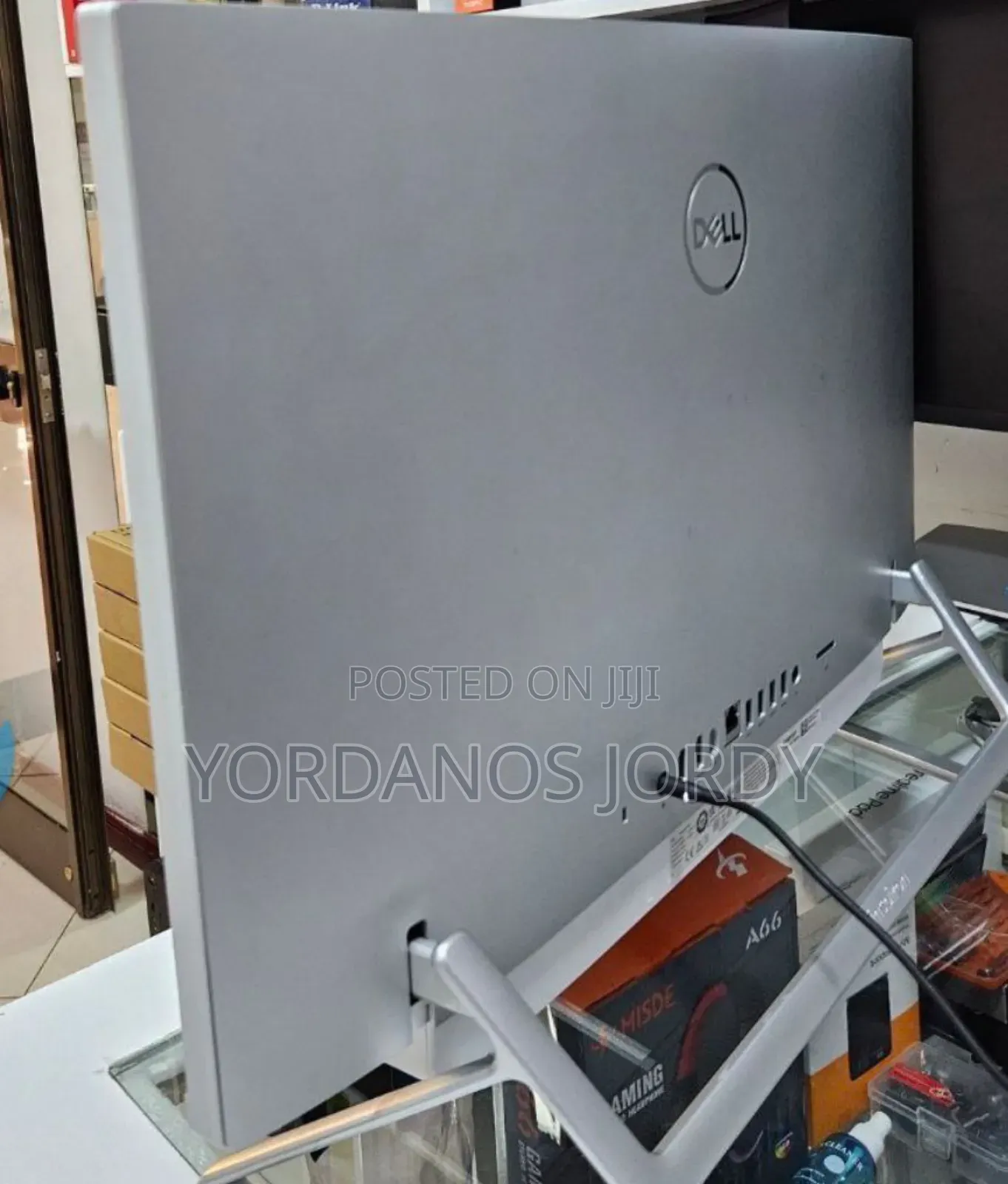 New Laptop Dell Inspiron 27 7710 12GB Intel Core I7 SSD 512GB