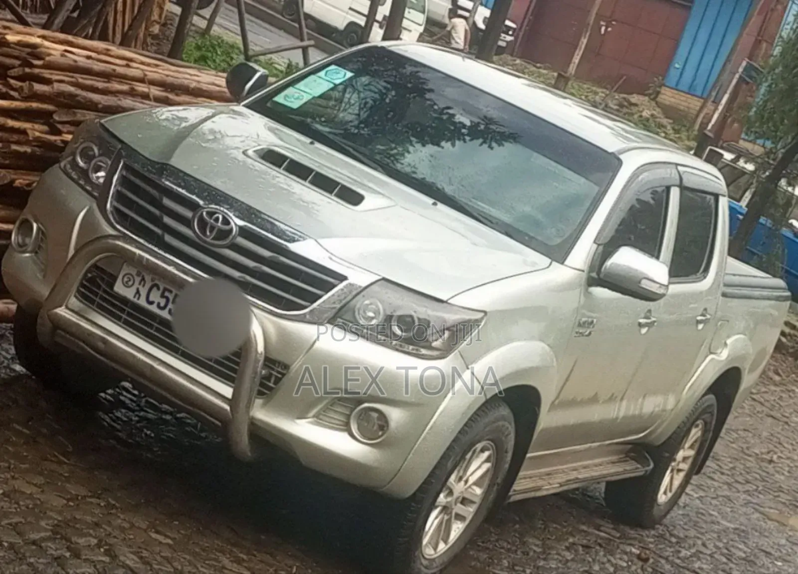 Toyota Hilux 2014 Gold