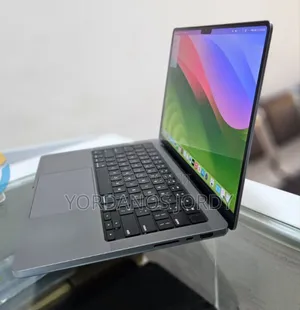 Photo - New Laptop Apple MacBook Pro 2021 M1 16GB Apple M1 Pro SSD 512GB