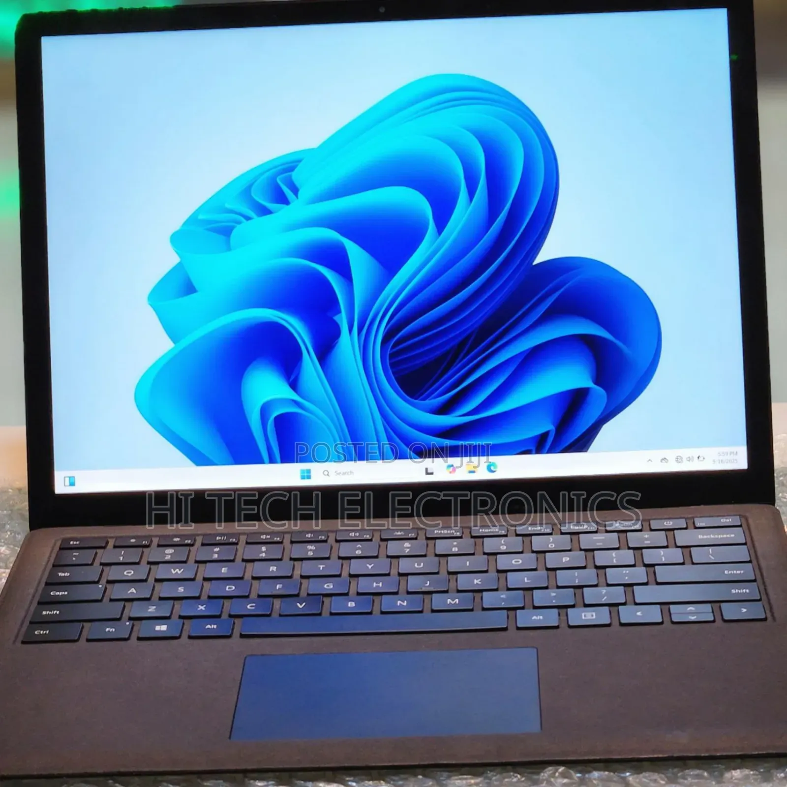 New Laptop Microsoft Surface 16GB Intel Core I7 SSD 512GB