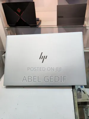 Photo - New Laptop HP EliteBook 840 16GB Intel Core I5 SSD 512GB