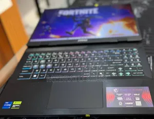 New Laptop MSI Crosshair 17 16GB Intel Core I7 SSD 1T