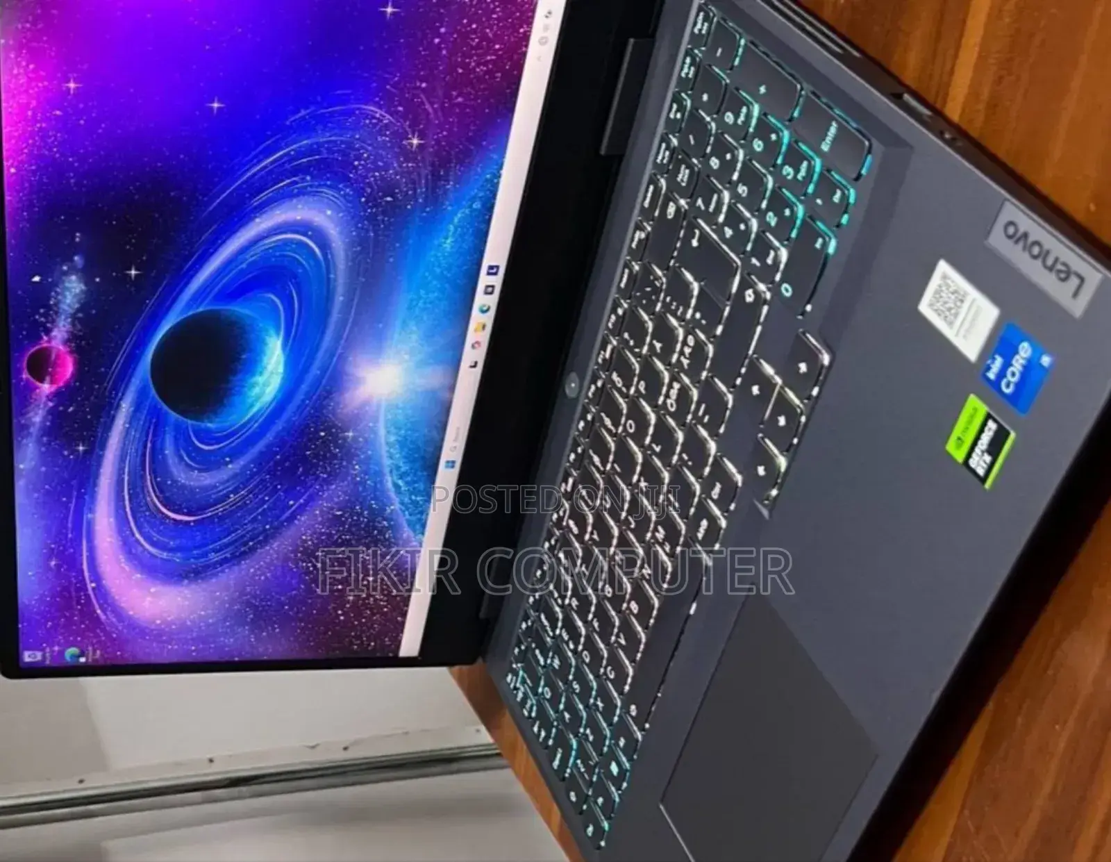 New Laptop Lenovo LOQ 15ARP9 16GB Intel Core I5 SSD 512GB