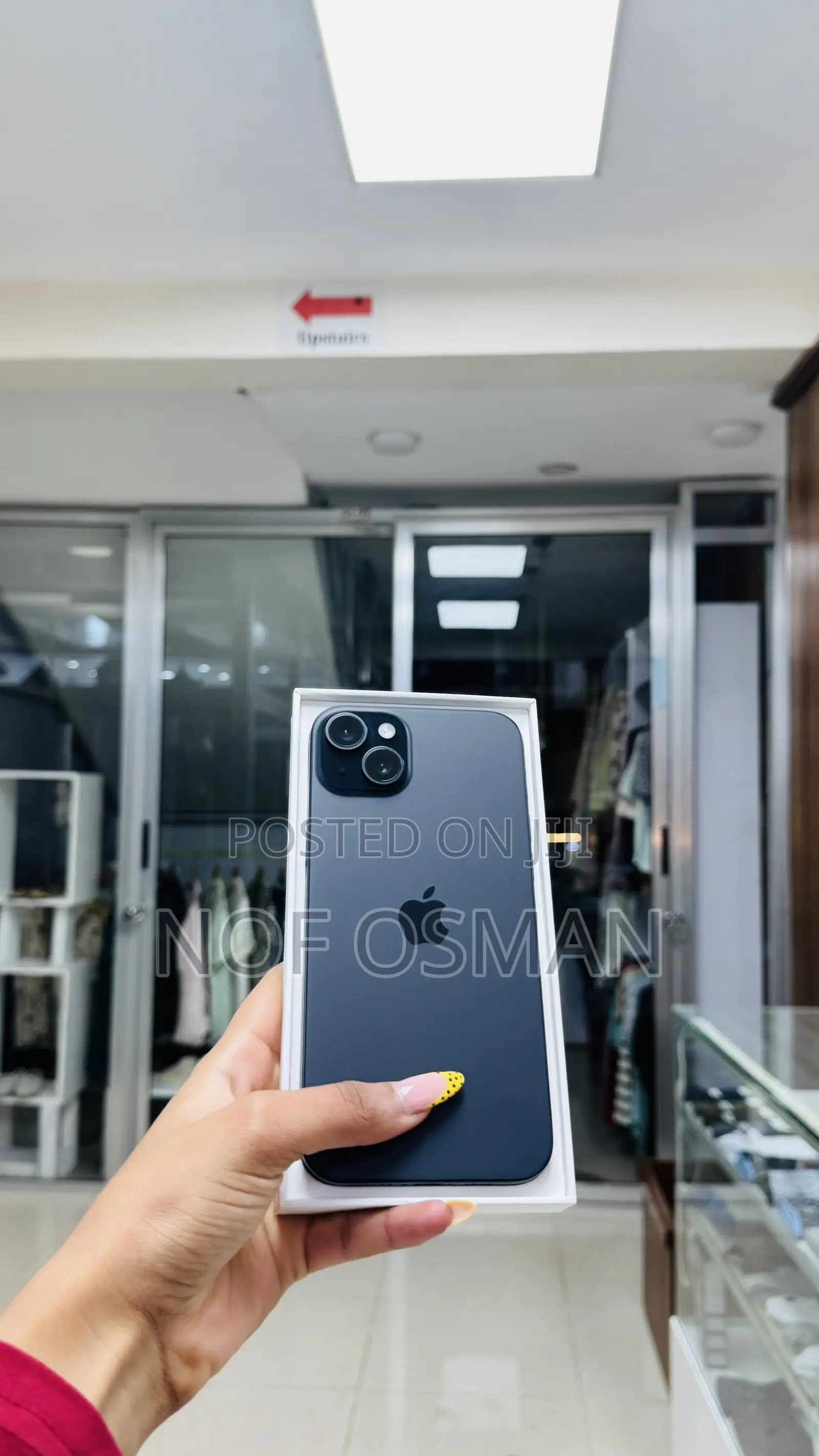 New Apple iPhone 15 Plus 128 GB Black