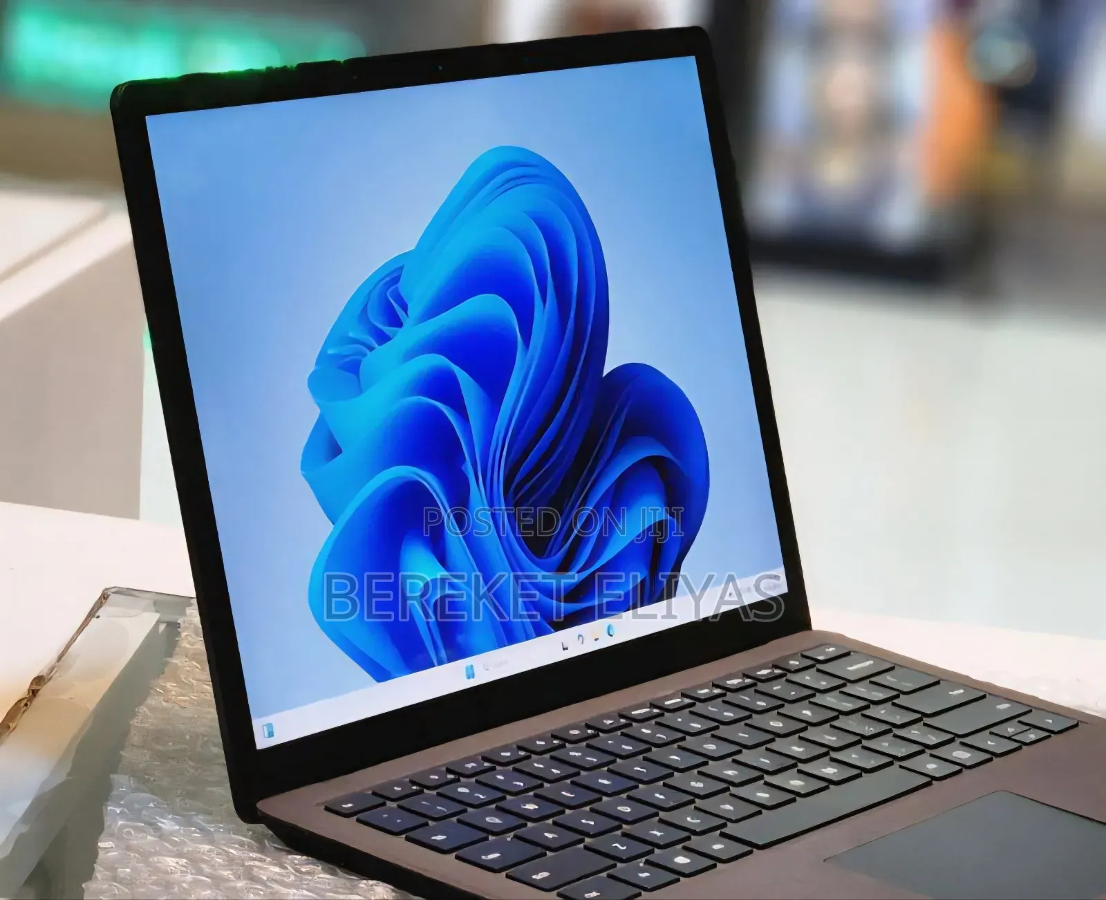 New Laptop Microsoft Surface Book 3 16GB Intel Core I7 SSD 512GB