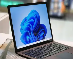 New Laptop Microsoft Surface Book 3 16GB Intel Core I7 SSD 512GB