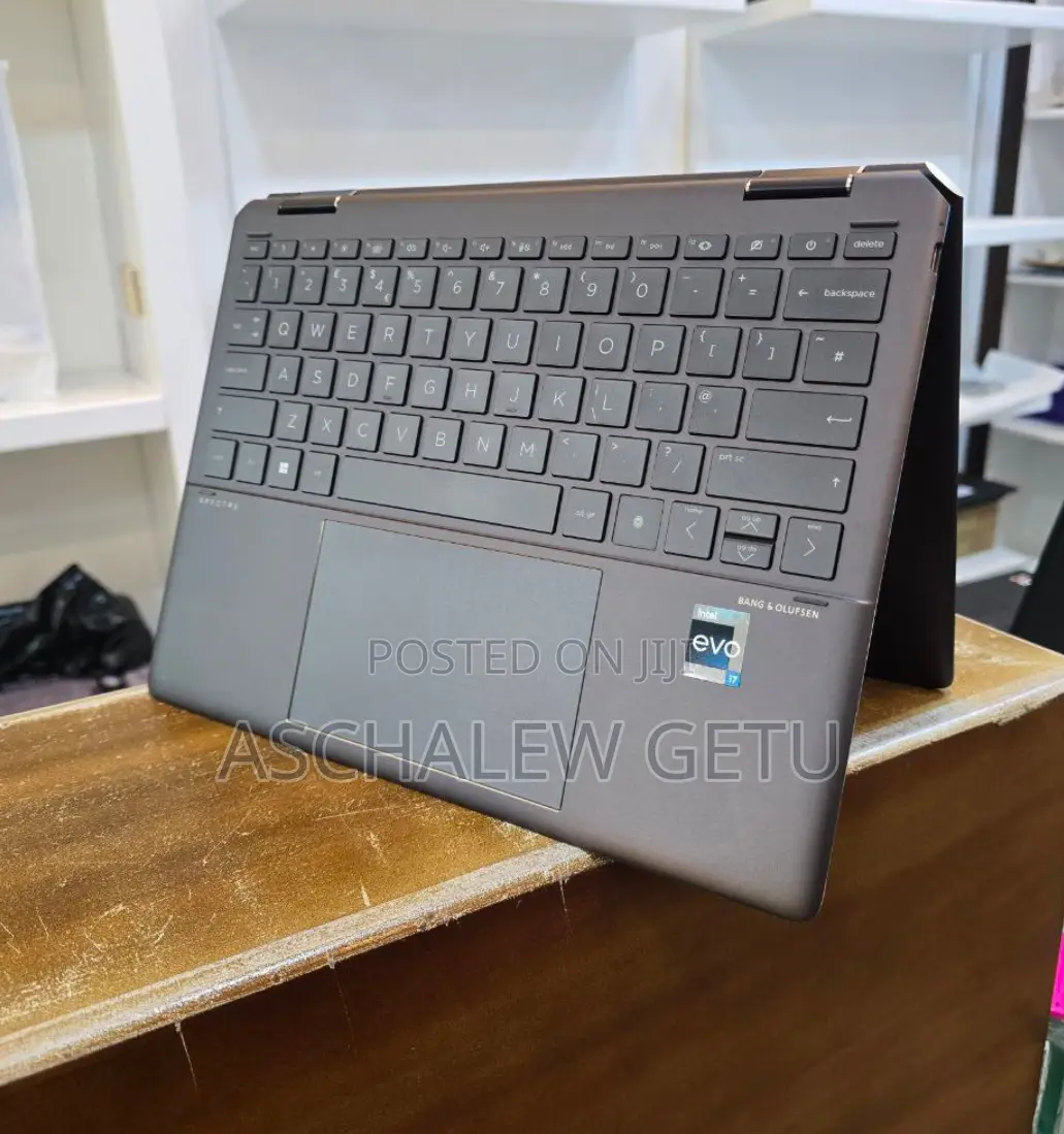 New Laptop HP Spectre 16GB Intel Core I7 SSD 1T