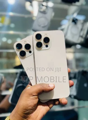 New Apple iPhone 15 Pro Max 256 GB Gold