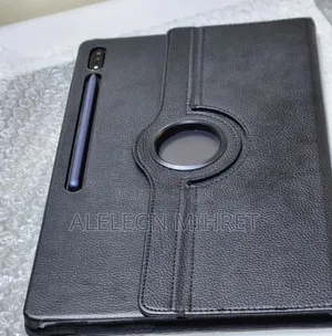 Photo - Samsung Galaxy Tab S8 Ultra 14.6" Super Amoled, 120