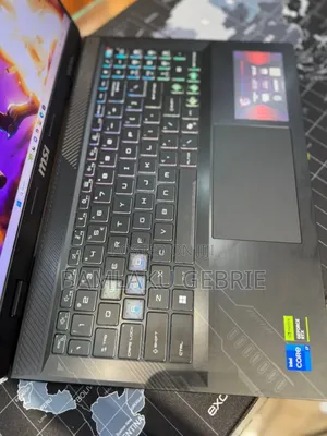 New Laptop MSI Crosshair 17 16GB Intel Core I7 SSD 1T