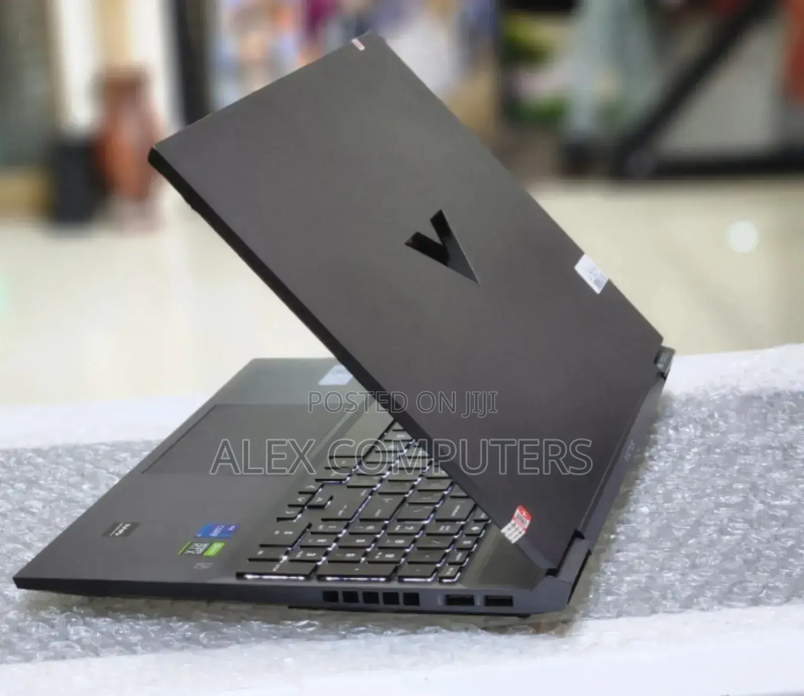 New Laptop HP Victus 16 16GB Intel Core i7 SSD 1T