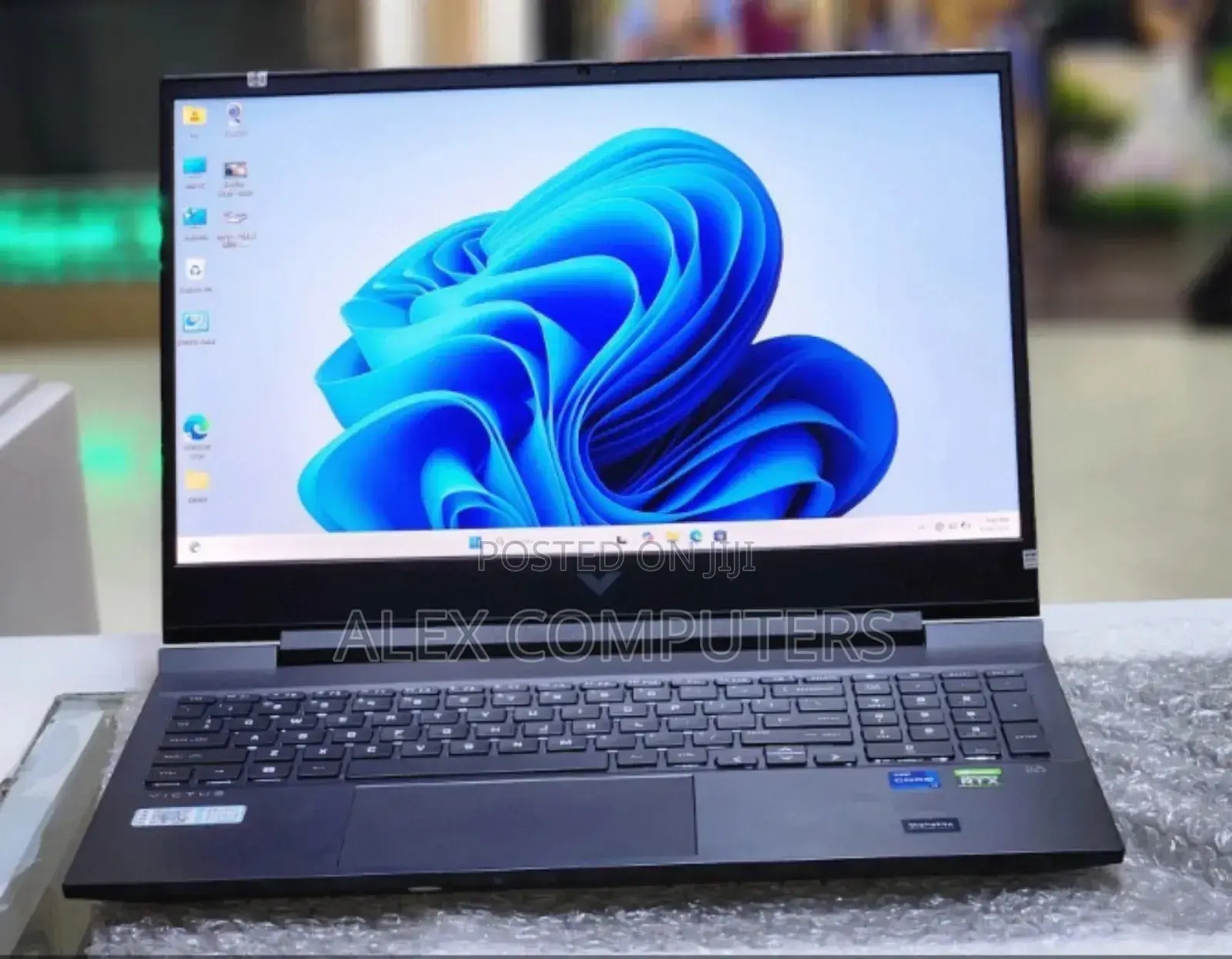New Laptop HP Victus 16 16GB Intel Core i7 SSD 1T