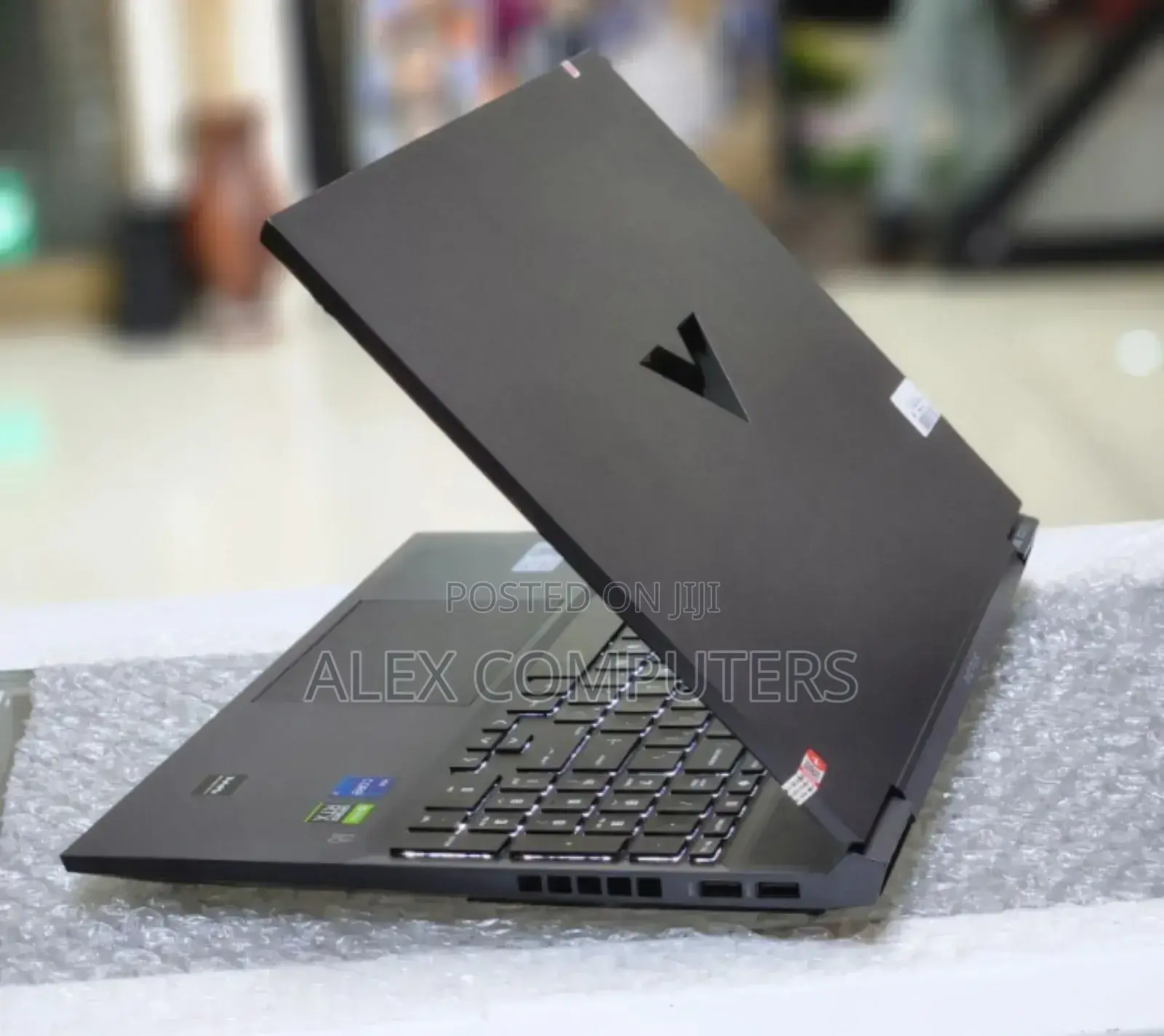 New Laptop HP Victus 16 16GB Intel Core i7 SSD 1T